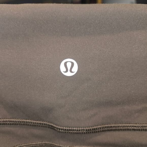 Lululemon All The Right Places Crop II 23" Sage sz 8 - Picture 5 of 6